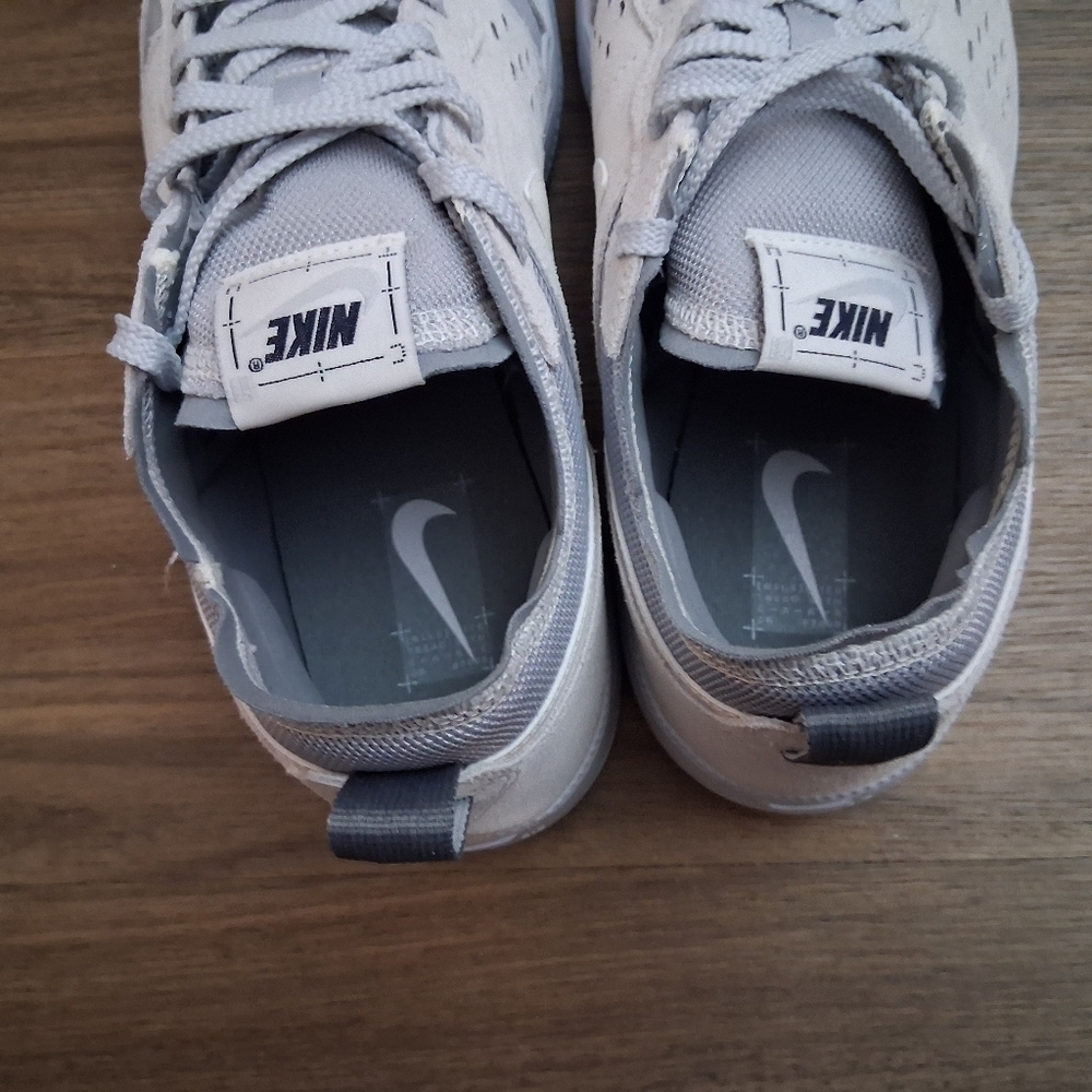 Nike City "Steel" Men's Light Gray, Light Blue & White Sneakers NWOB Size12 - Picture 6 of 8